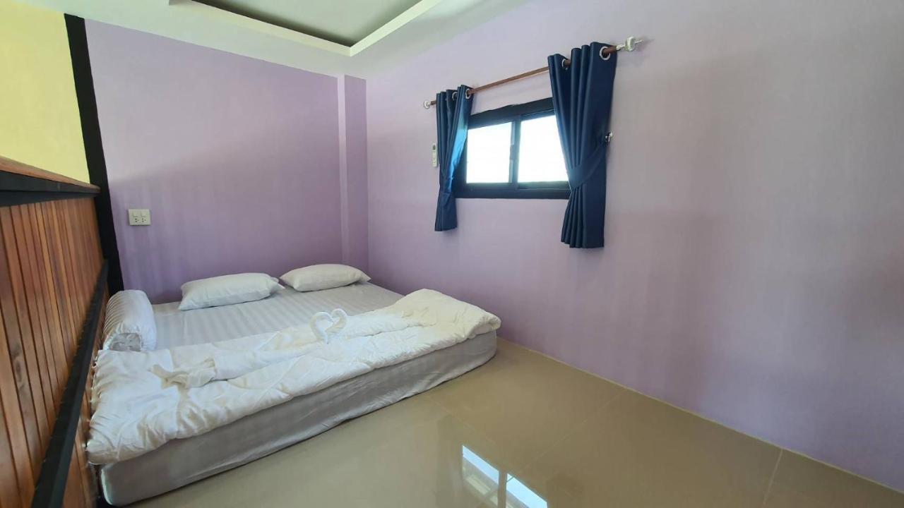 Ban Nong Chum Saeng Bn Resort מראה חיצוני תמונה