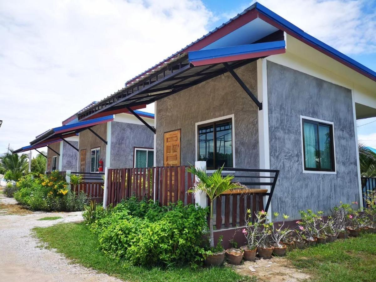 Ban Nong Chum Saeng Bn Resort מראה חיצוני תמונה