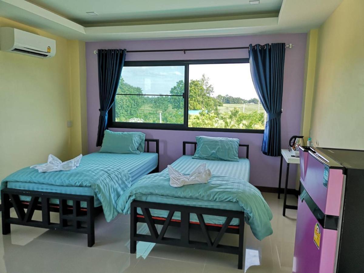 Ban Nong Chum Saeng Bn Resort מראה חיצוני תמונה