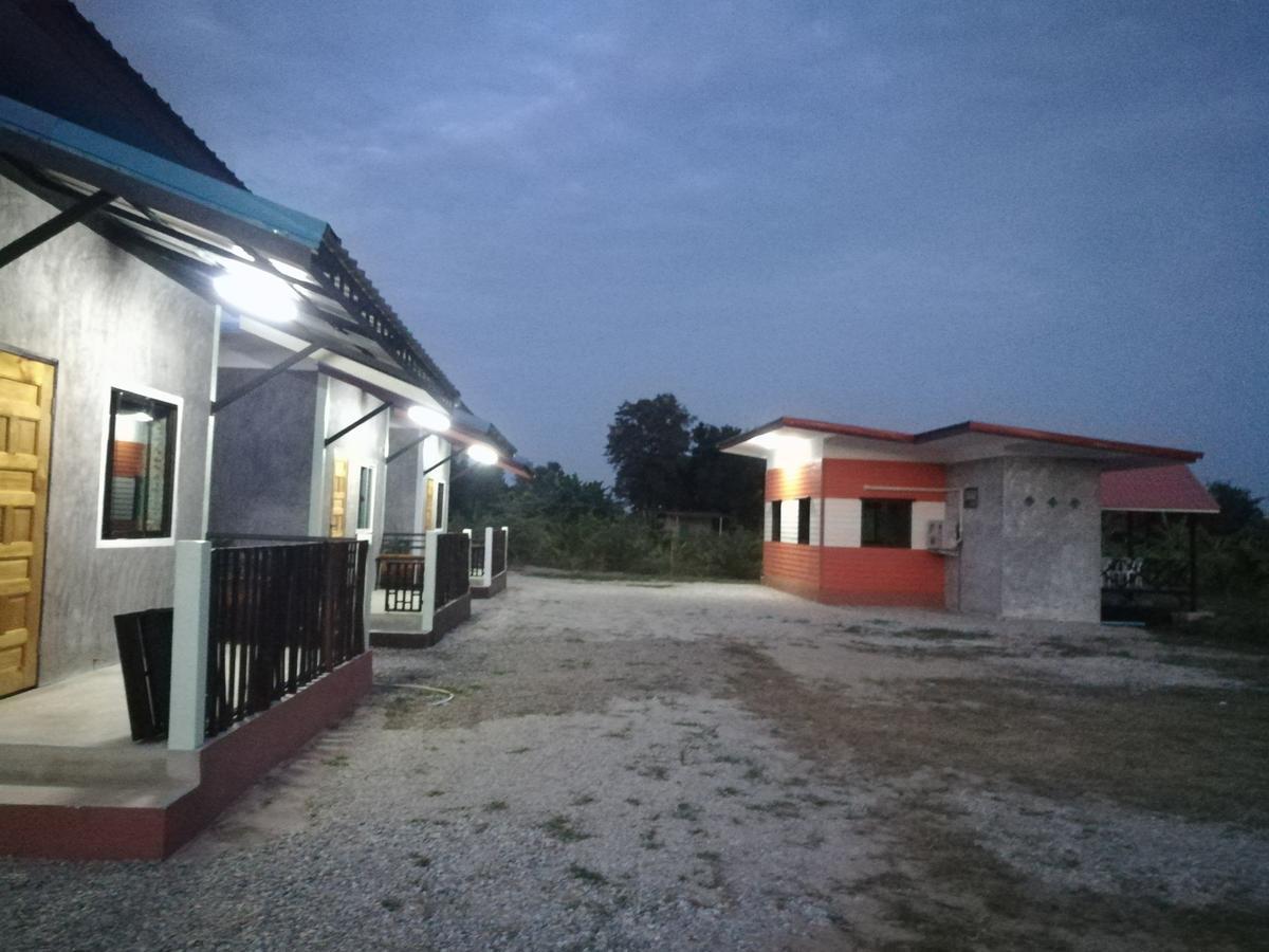 Ban Nong Chum Saeng Bn Resort מראה חיצוני תמונה